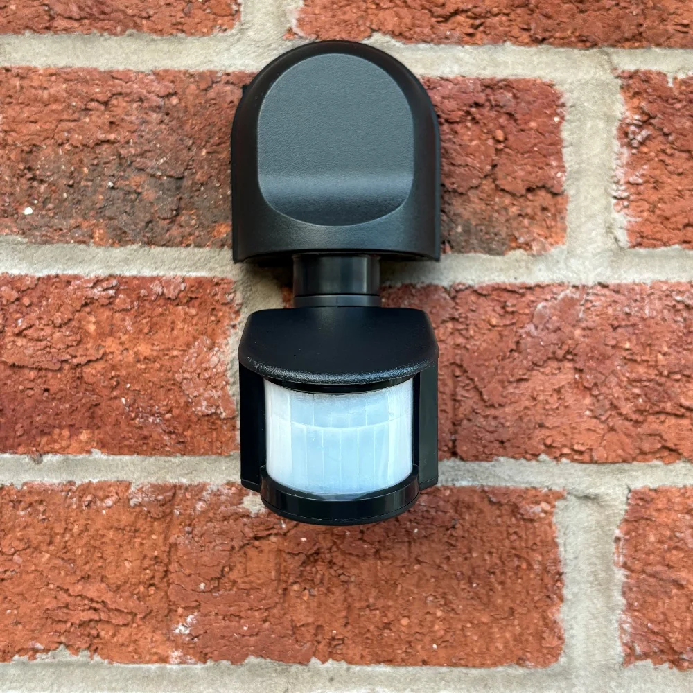 Black Modern 180 Degree Adjustable Pir Motion Sensor IP44 - Image 3