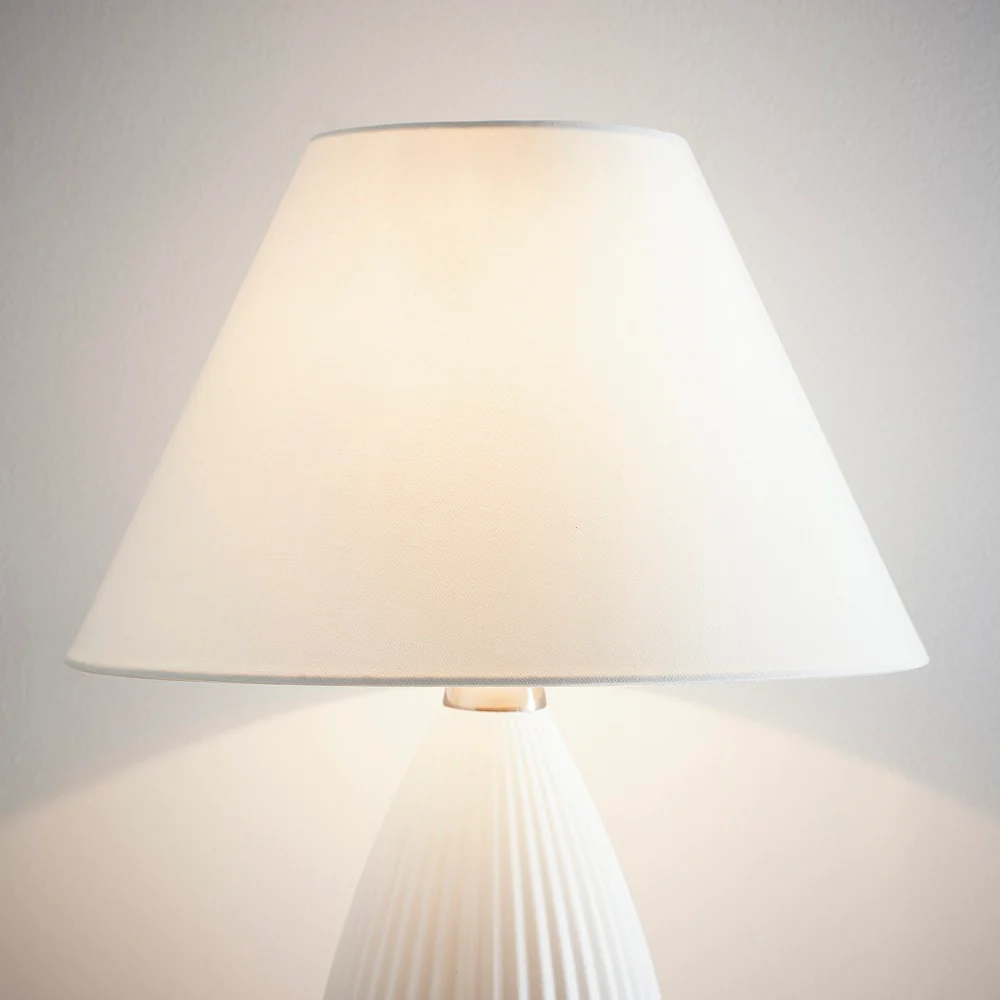 Cream Linen with White Inner Vintage Coolie Lamp Shade 10" - Image 4