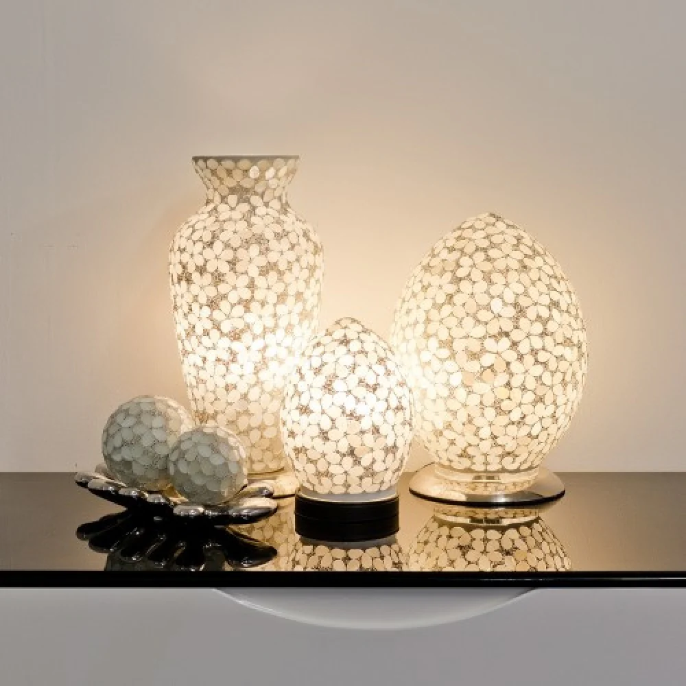 Opaque White Flower Mosaic Glass Vintage Egg Table Lamp 20cm - Image 2